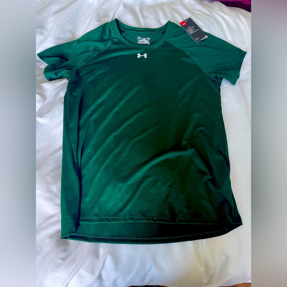Women’s under armor, large active top green
